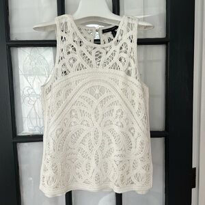 White House Black Market white crochet top 🤩